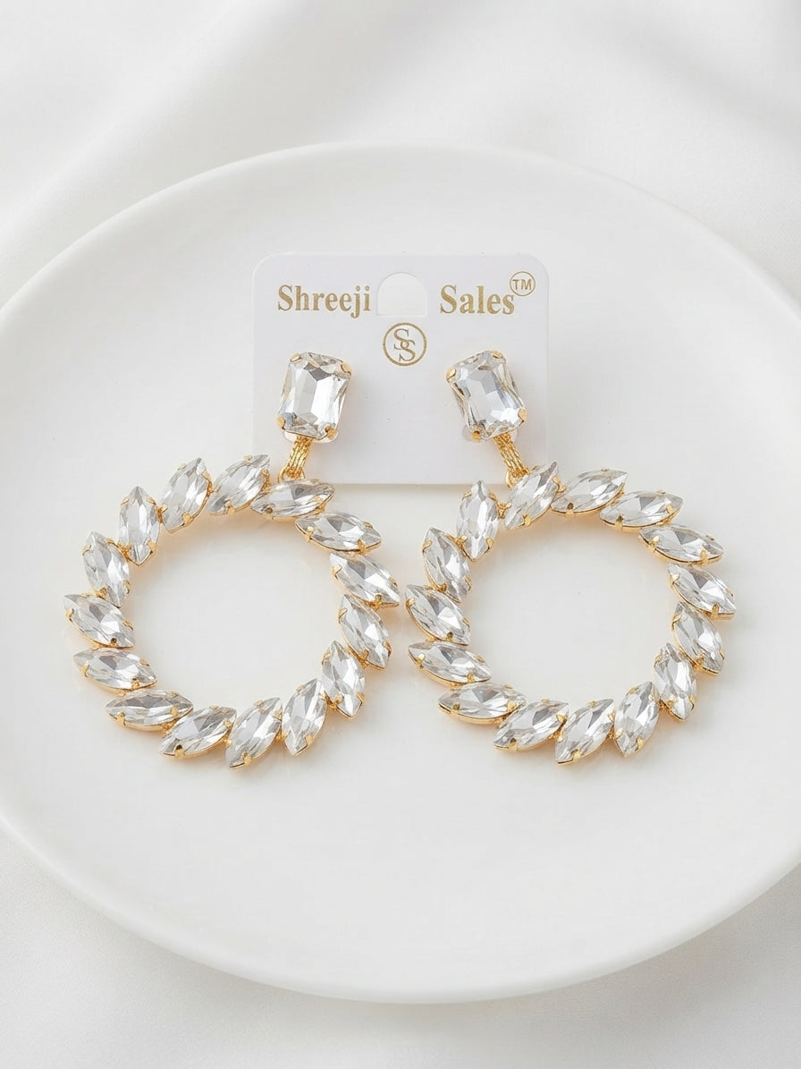 The glitering gold white earrings