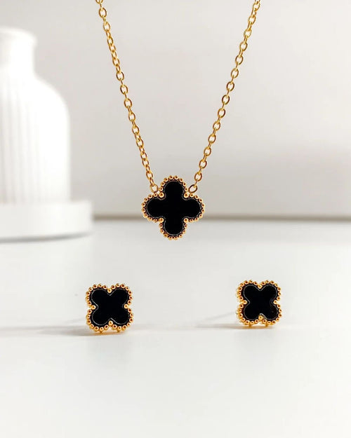 Black clover pendant set