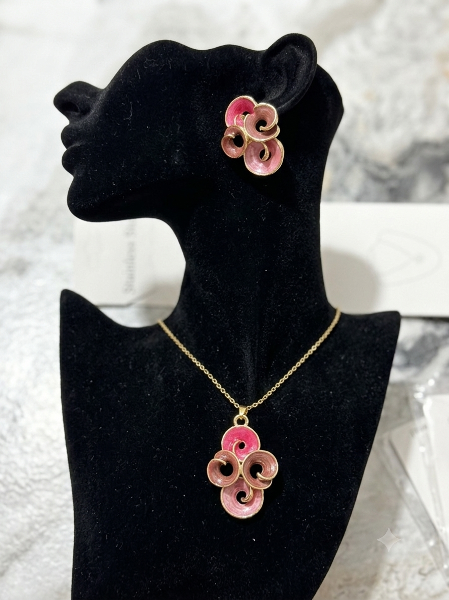 Golden Enamel Swirl Cluster pendant set